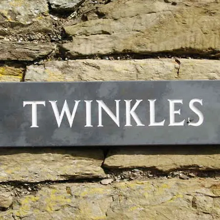 Hotel Twinkles, Charming And Spacious Family In Cornwall With Sunny